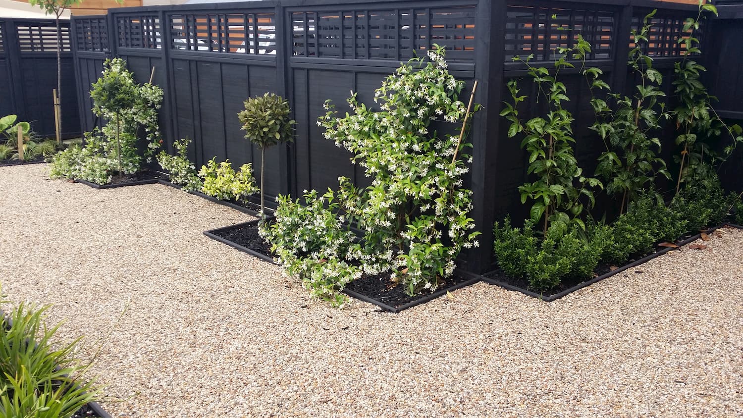 Pebbled path using natural paving