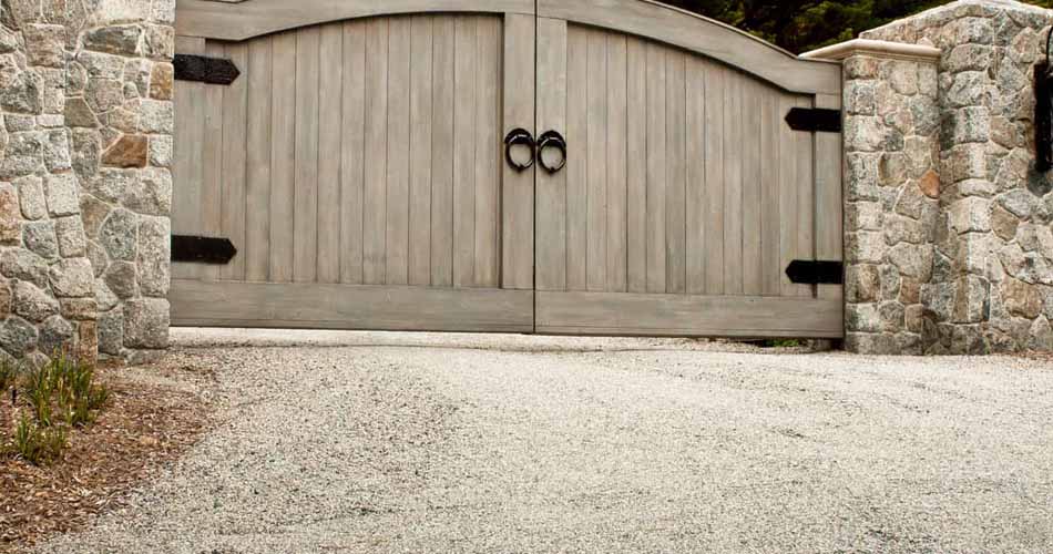 Gravel Driveway - natural paving pavers