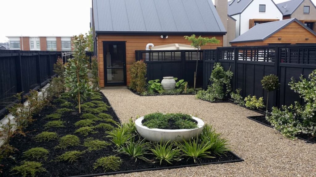 Garden Paths with Natural Paving