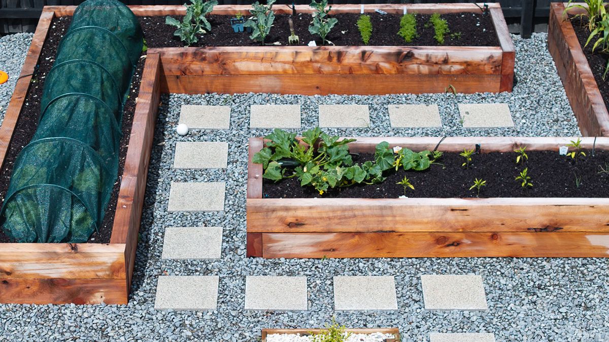 Permeable paving pathway through a garden